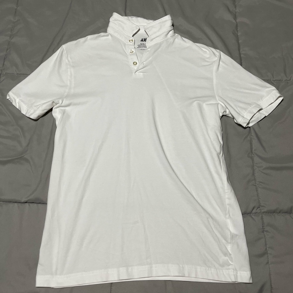White h&m shirt